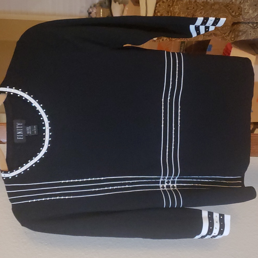 3 for $30 Finity L Black top